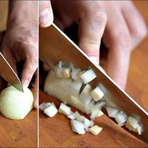 Cách làm cơm rang thập cẩm nóng hổi