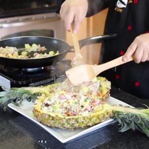 Cách làm cơm rang thơm Hawaii