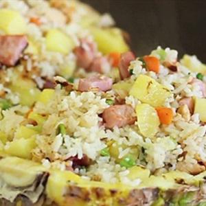 Cách làm cơm rang thơm Hawaii