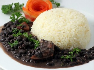 Cơm sốt đậu đen