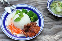 Cơm sườn cốt lết ram