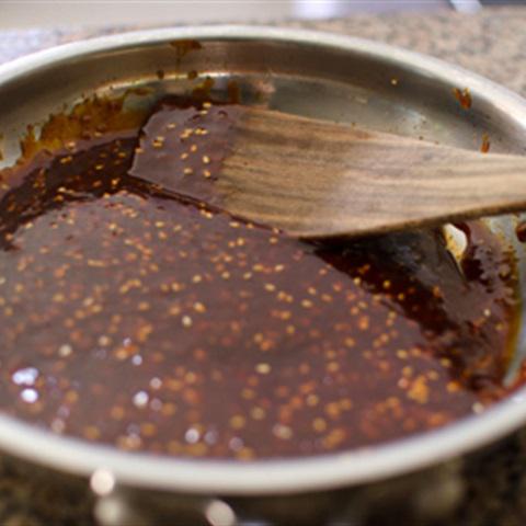 Cách làm cơm thịt bò trộn rau chân vịt