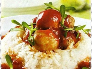 Cơm trắng bò viên