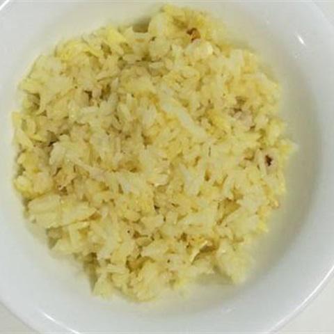 Cách làm cơm trắng chiên trứng