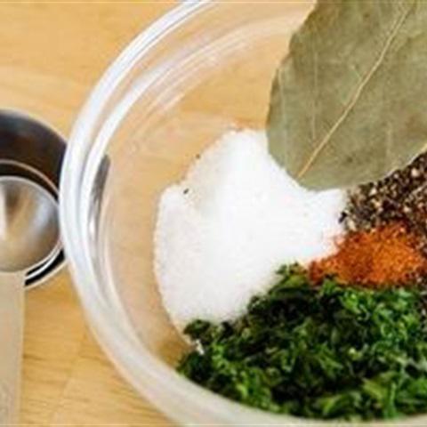 Cách làm cơm trộn đậu đỏ