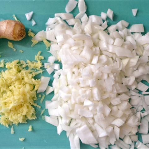 Cách làm cơm trộn sốt thịt bò Morocco