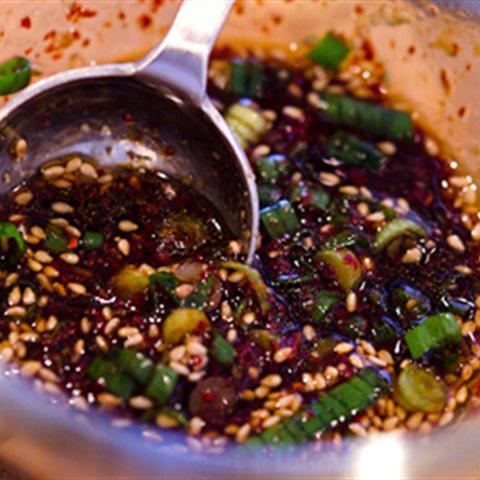 Cách làm cơm trộn thịt bò và củ cải