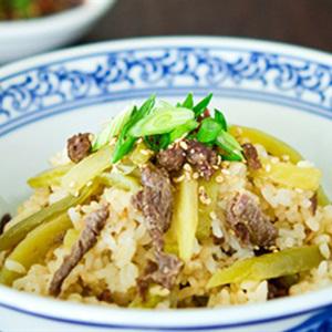 Cách làm cơm trộn thịt bò và củ cải