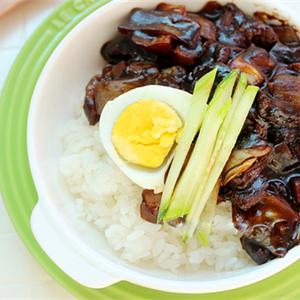 Cách làm cơm trộn thịt bò