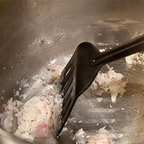 Cách làm cơm trộn thịt hầm