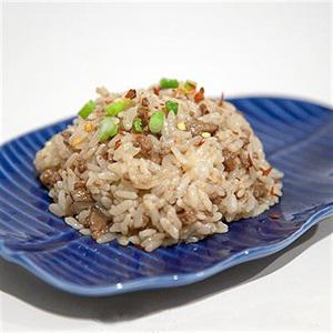Cách làm cơm trộn thịt hầm