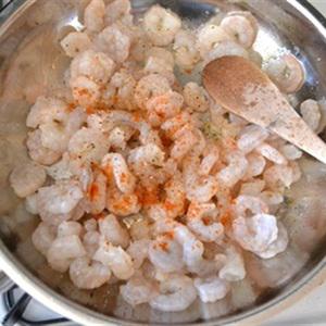 Cách làm cơm trộn tôm