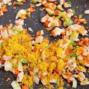 Cách làm cơm viên xúc xích