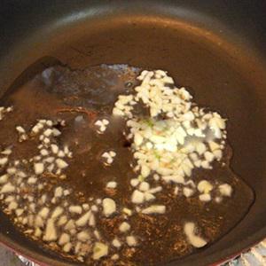 Cách làm cơm xào bí đỏ