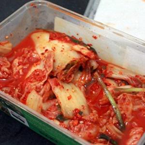 Cách làm cơm xào kim chi