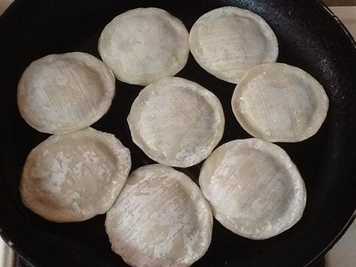 Công thức bánh cupcake táo cà rốt giòn thơm