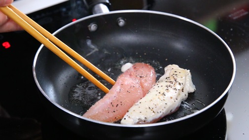 Công thức bánh táo chiên ngọt lịm, thơm nức mũi