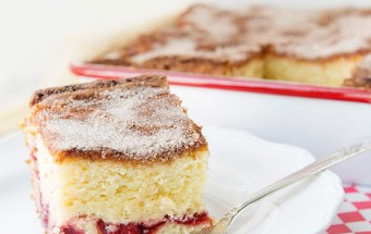 Công thức cho bánh bông lan cherry nướng thêm ngon