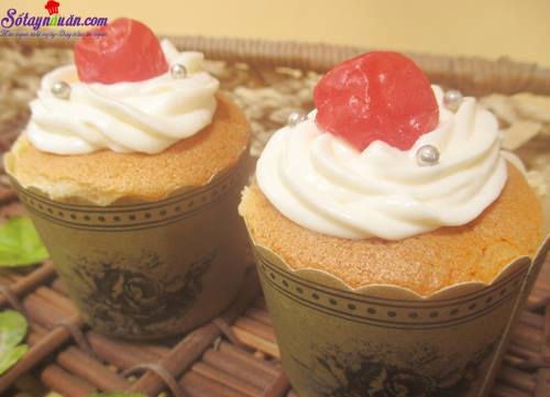 Công thức cho cupcake nhân kem chanh leo tuyệt ngon