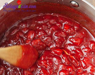 Công thức cho món bánh quế cuộn mứt dâu ngon tuyệt hảo