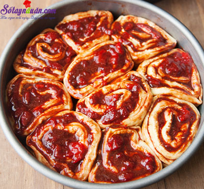 Công thức cho món bánh quế cuộn mứt dâu ngon tuyệt hảo
