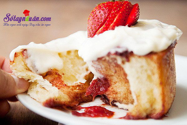 Công thức cho món bánh quế cuộn mứt dâu ngon tuyệt hảo