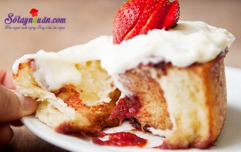 Công thức cho món bánh quế cuộn mứt dâu ngon tuyệt hảo