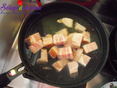 Công thức cho món thịt kho củ năng đậm đà đưa cơm