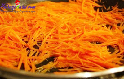 Công thức cho món trứng bọc kimbap bò ngon đúng điệu