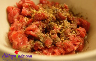 Công thức cho món trứng bọc kimbap bò ngon đúng điệu