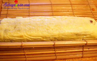 Công thức cho món trứng bọc kimbap bò ngon đúng điệu