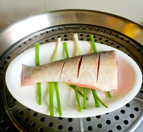 Công thức đùi gà nướng nấm hương lạ miệng hấp dẫn