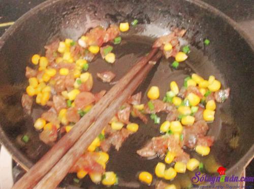 Công thức làm bánh bông lan nhân mặn siêu ngon