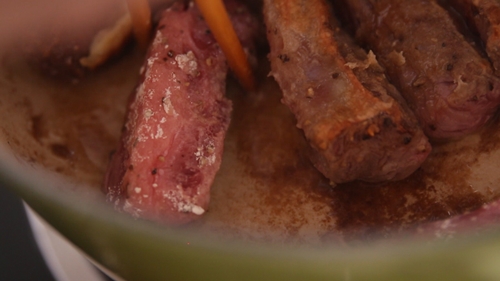 Công thức làm bánh ngô hấp siêu đơn giản cho những người nội trợ bận rộn