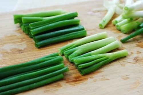 Công thức làm mì trộn cay kiểu Hàn ăn ngon đừng hỏi