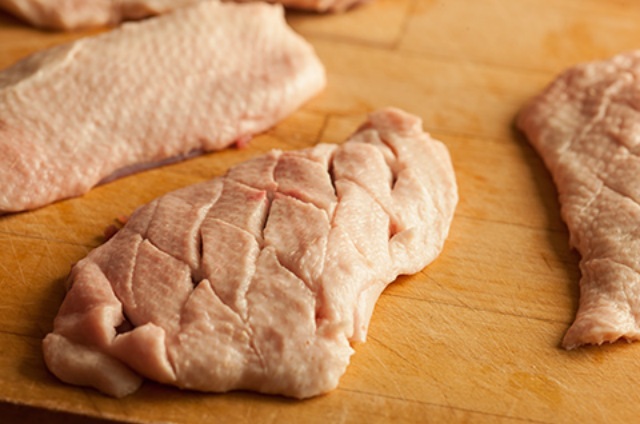 Công thức làm món ức vịt sốt mâm xôi đúng chuẩn nhà hàng Âu