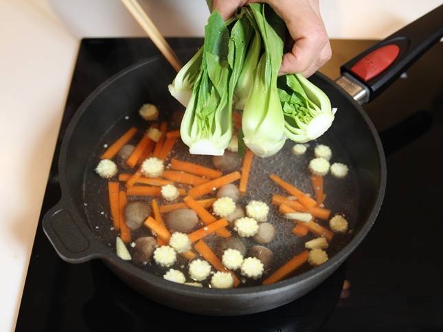 Công thức làm ức  gà nhồi phomai béo ngậy, giòn tan lạ miệng