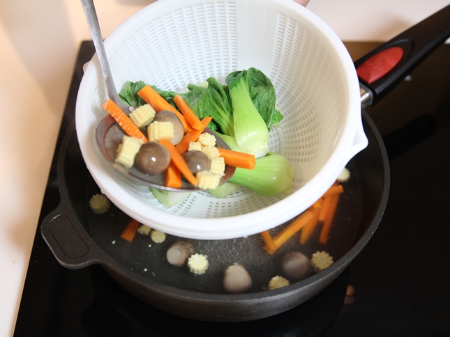 Công thức làm ức  gà nhồi phomai béo ngậy, giòn tan lạ miệng