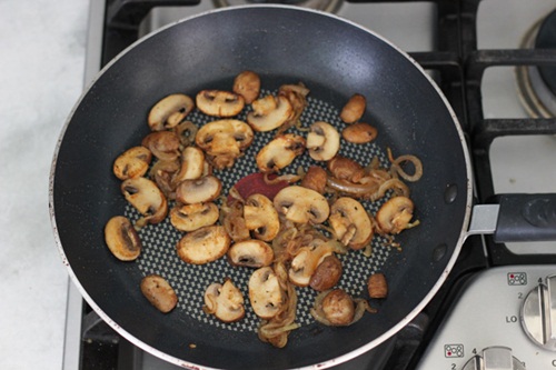 Công thức mì Ý xào cà tím và bạc hà