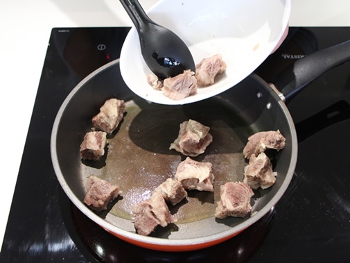 Công thức mỳ Udon xào kim chi kiểu Hàn ăn là ghiền