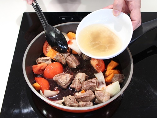 Công thức mỳ Udon xào kim chi kiểu Hàn ăn là ghiền