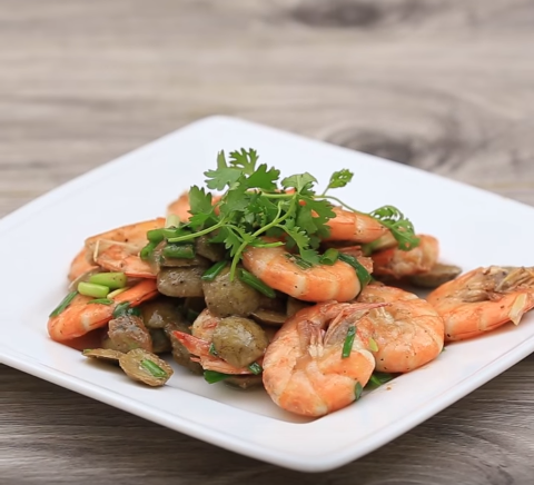 Công thức mỳ Ý xào thịt gà và nước sốt ai cũng mê