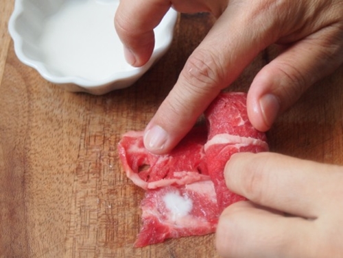 Công thức nấu cháo thịt gà băm với đậu Hà Lan và bí đỏ thơm ngon, bổ dưỡng