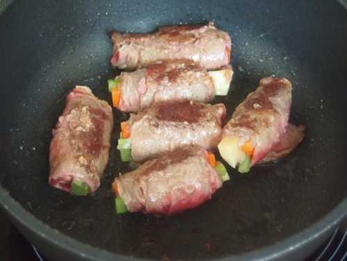 Công thức nấu cháo thịt gà băm với đậu Hà Lan và bí đỏ thơm ngon, bổ dưỡng