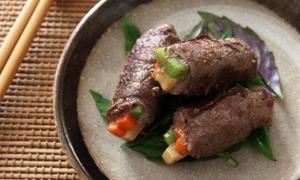 Công thức nấu cháo thịt gà băm với đậu Hà Lan và bí đỏ thơm ngon, bổ dưỡng