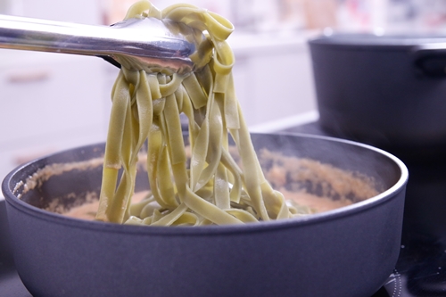 Công thức sinh tố chanh đào giúp thanh lọc cơ thể