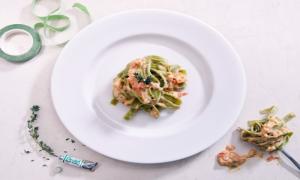 Công thức sinh tố chanh đào giúp thanh lọc cơ thể