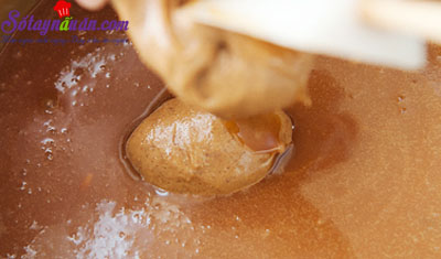 Công thức sốt bơ đậu phộng ăn cùng kem cực ngon