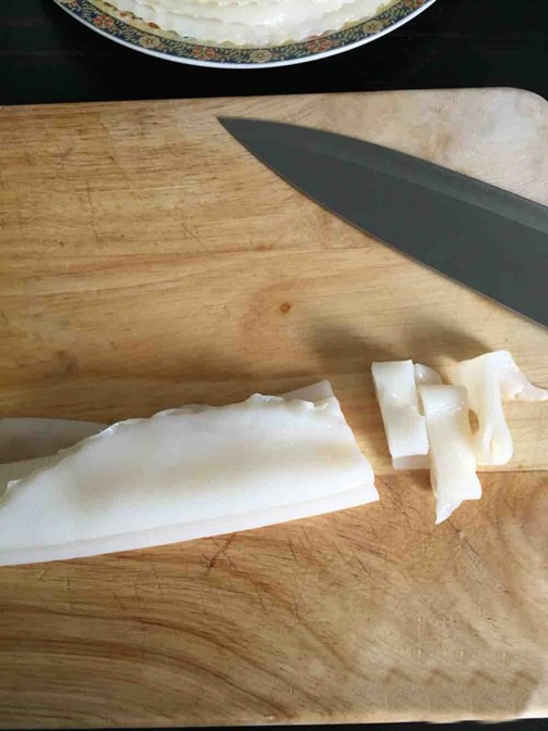 Công thức súp bông cải trắng lá hẹ thơm nức mũi