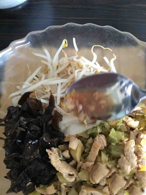 Công thức súp bông cải trắng lá hẹ thơm nức mũi